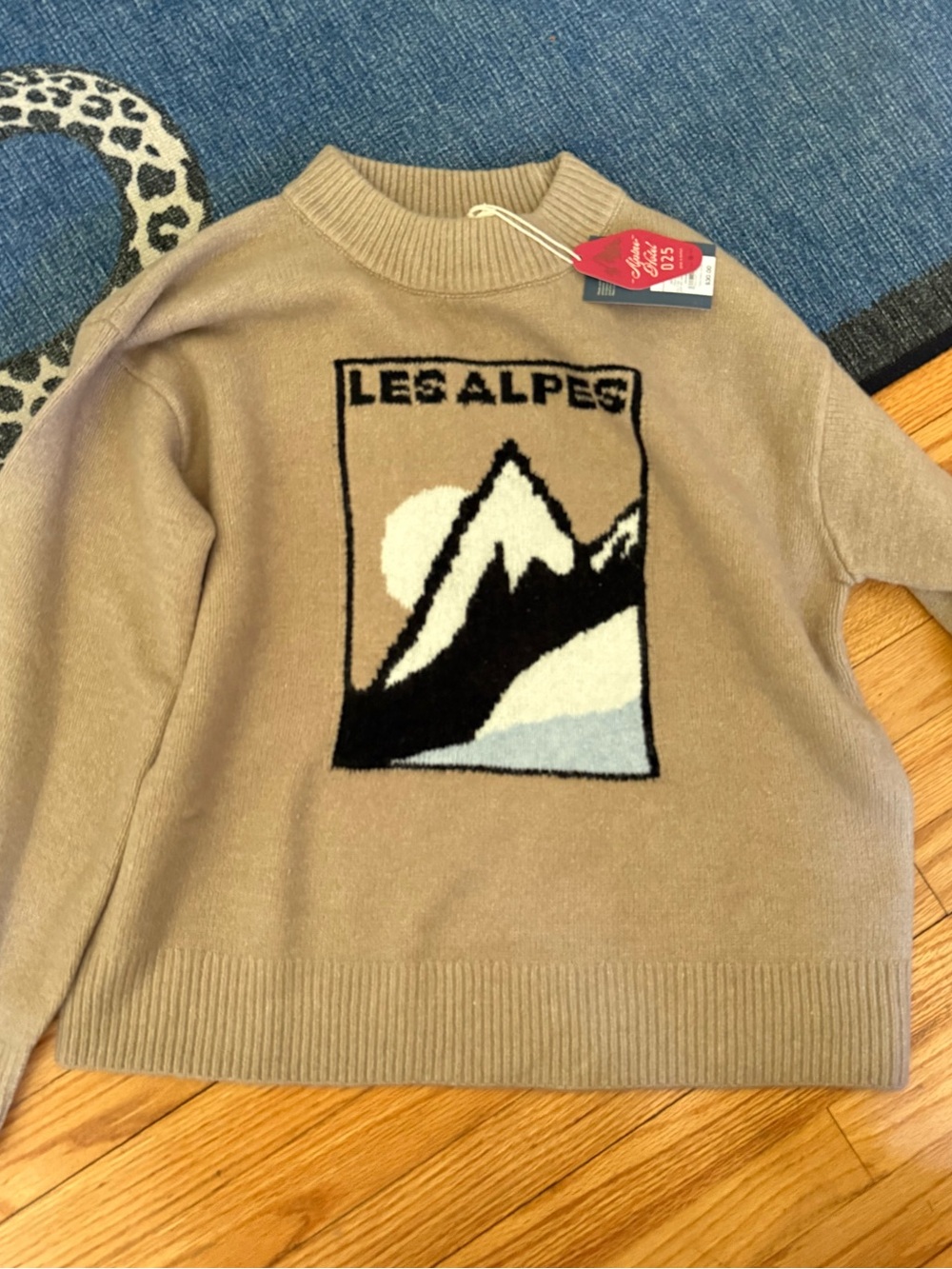 Universal Thread Tan Mountain Graphic Crewneck Sweater